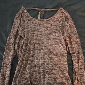 Athleta ultra soft long sleeve size L
